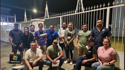 tn7--Vecinos-pintaron-paredes-que-manifestantes-llenaron-de-grafitis-en-Liberia-090322