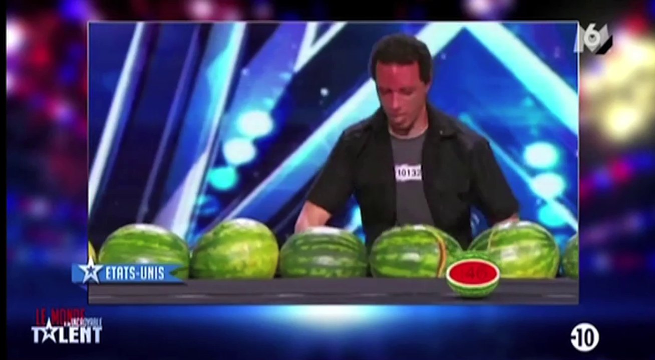 Le zapping du 18/11 : Incroyable talent (M6) : Il éclate 45 pastèques à coup de tête en 1 min !