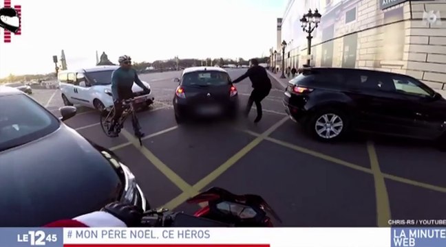 Le zapping du 20/12 : Un Père noël poursuit en moto l’auteur d’un délit de fuite