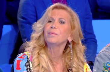 Fiona Gélin évoque son alcoolisme dans TPMP : “Je me réveillais le matin, c'était le rhum”