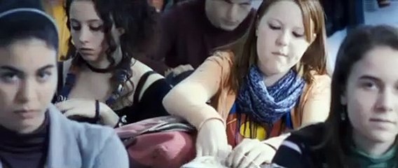 Rot und Blau Trailer (2) OV