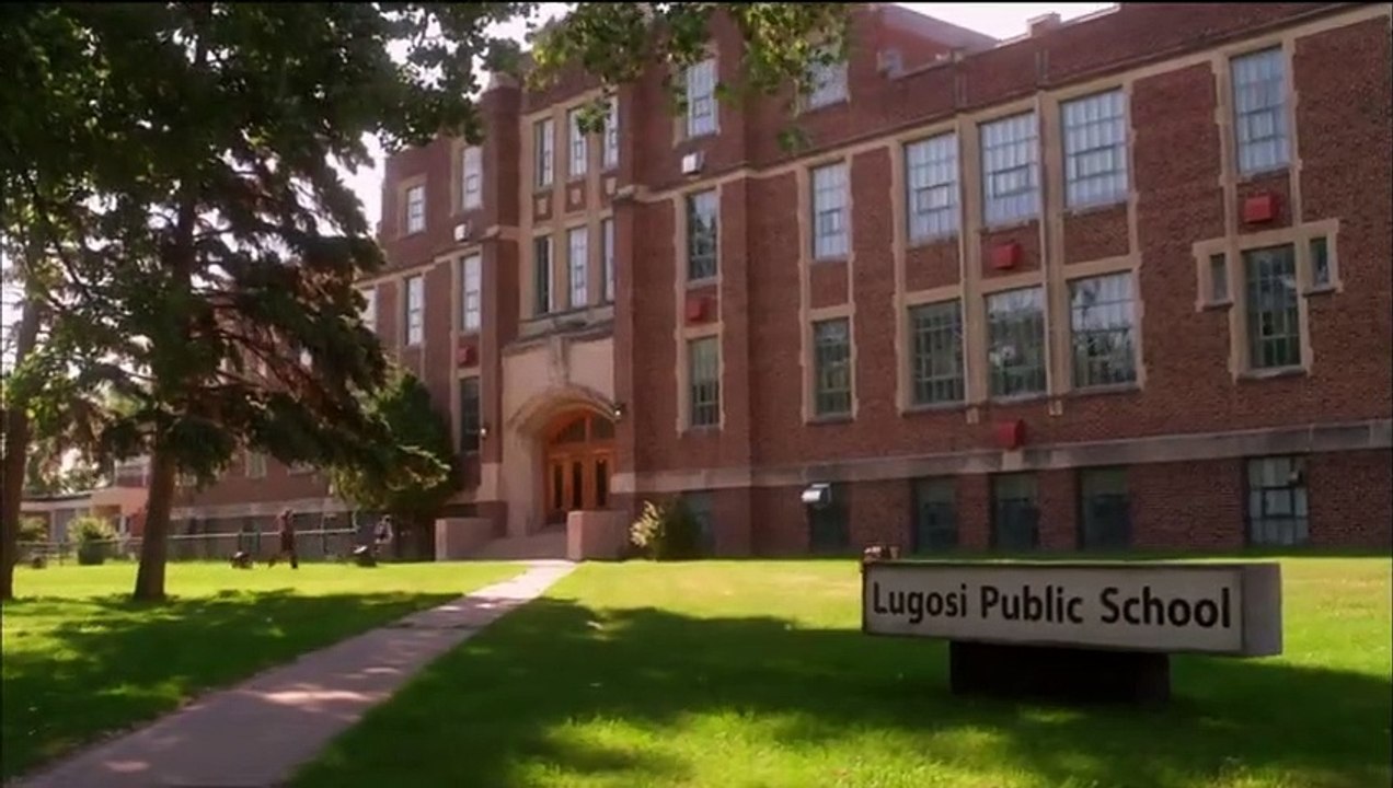 Vampire Dog Trailer DF