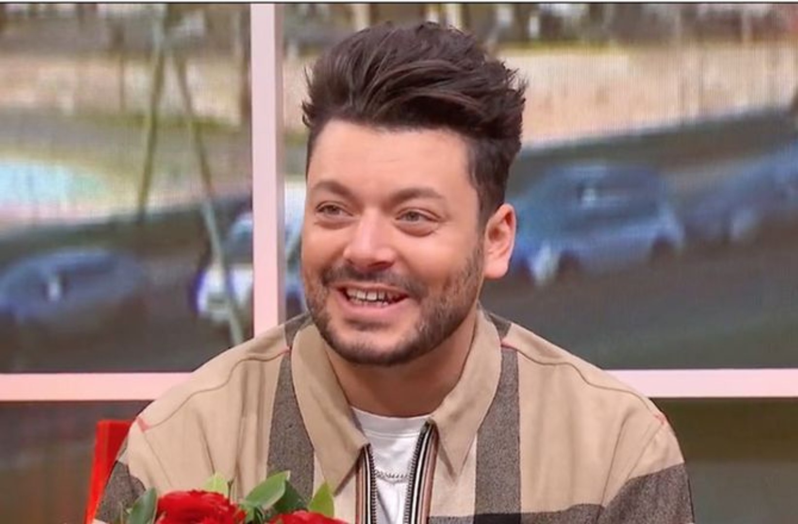 ⁣Kev Adams dans