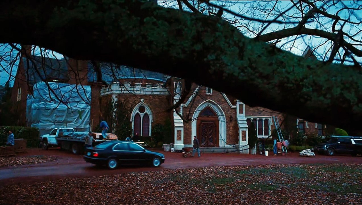 Don't Be Afraid Of The Dark Trailer DF