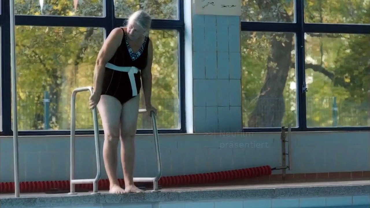 Trockenschwimmen Trailer DF