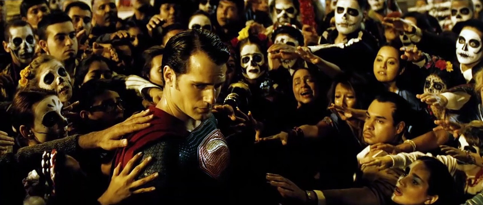 Batman V Superman: Dawn Of Justice Trailer (10) DF