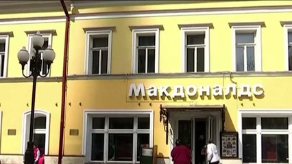 بسبب ضغوط الشركات العالمية.. ماكدونالدز تغلق مطاعمها في روسيا