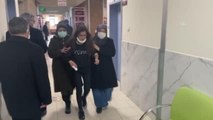 Öğrenci servisinin devrilmesi sonucu 1 öğrenci öldü, 7 kişi yaralandı (2)