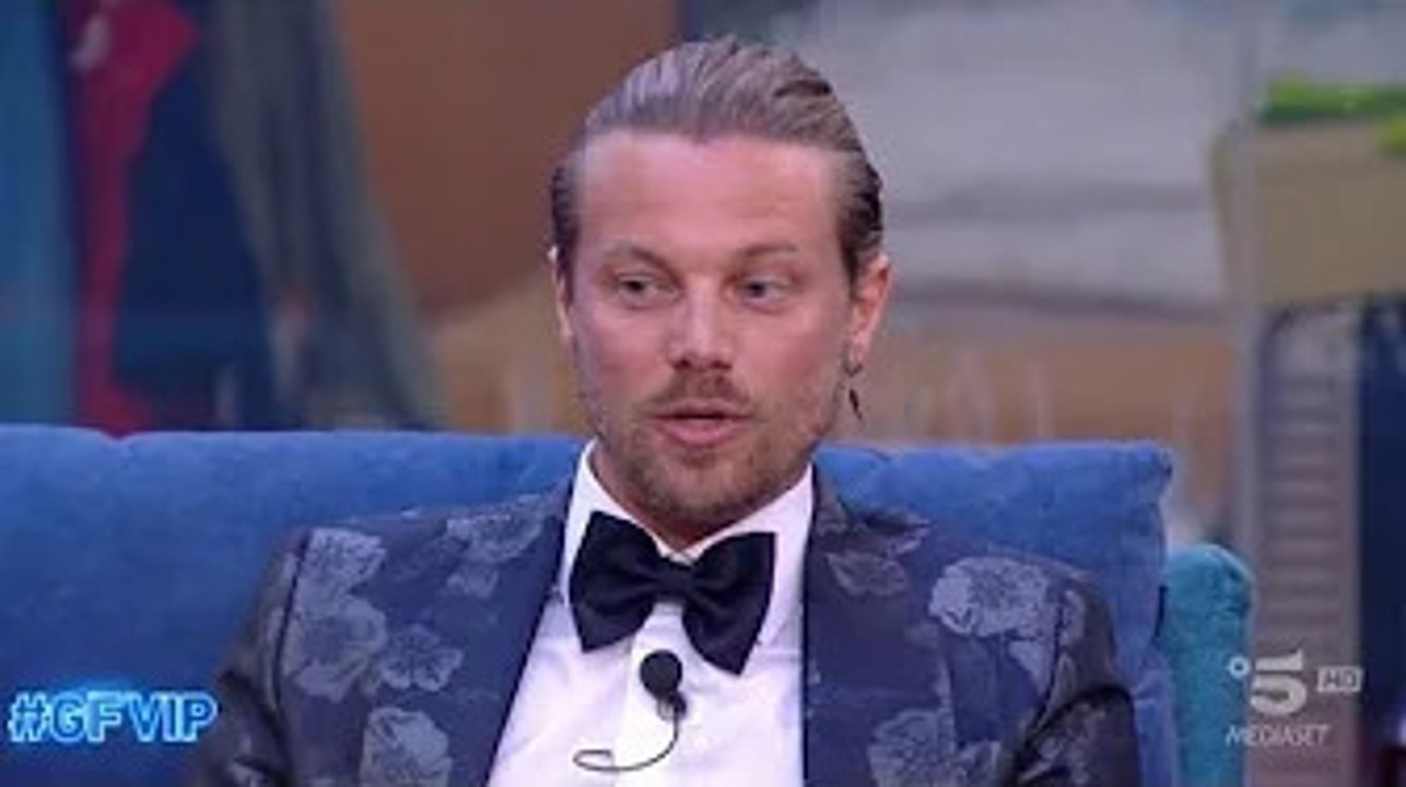 Davide Silvestri non d'accordo dalla scelta di Barù al Grande Fratello Vip: "É da sfigato" Davide Si