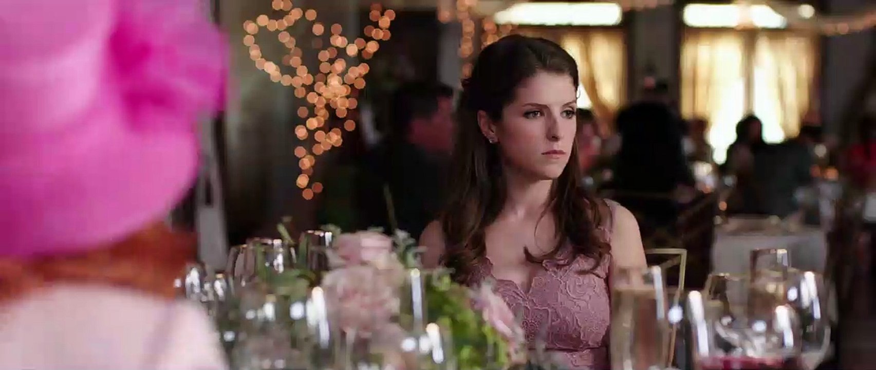 Table 19 - Liebe ist fehl am Platz Trailer DF