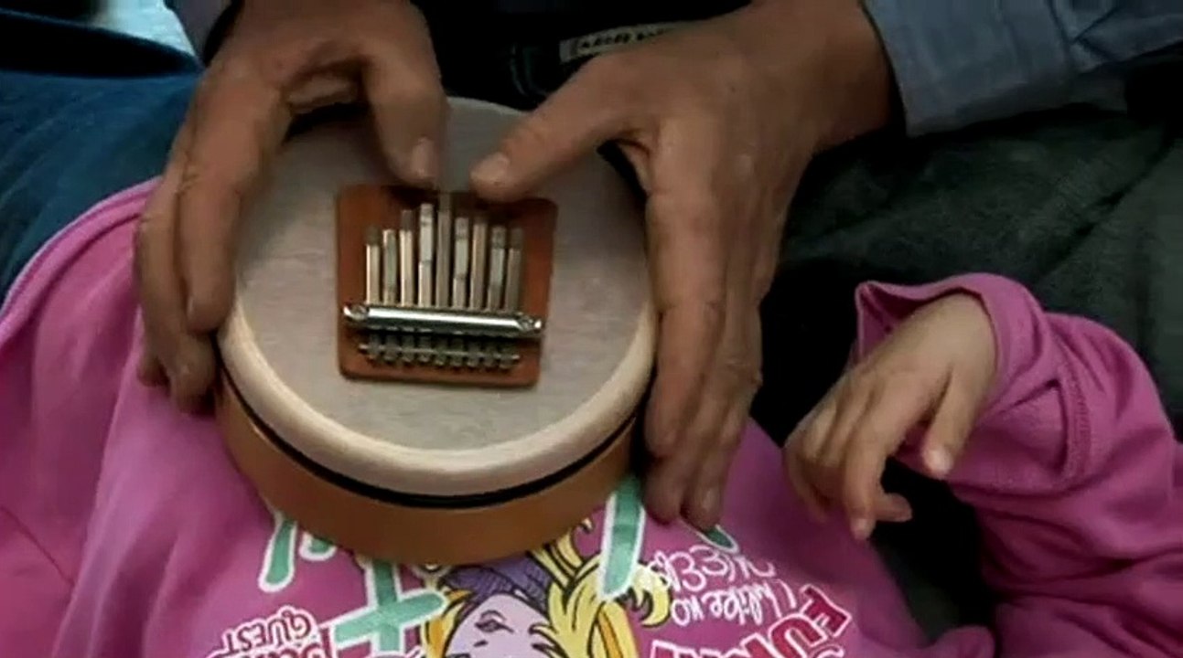 Im Garten der Klänge Trailer DF