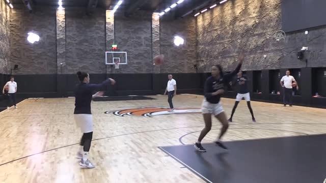 ÇBK Mersin Yenişehir Belediyesi, 3 kulvarda da şampiyonluğa odaklandı