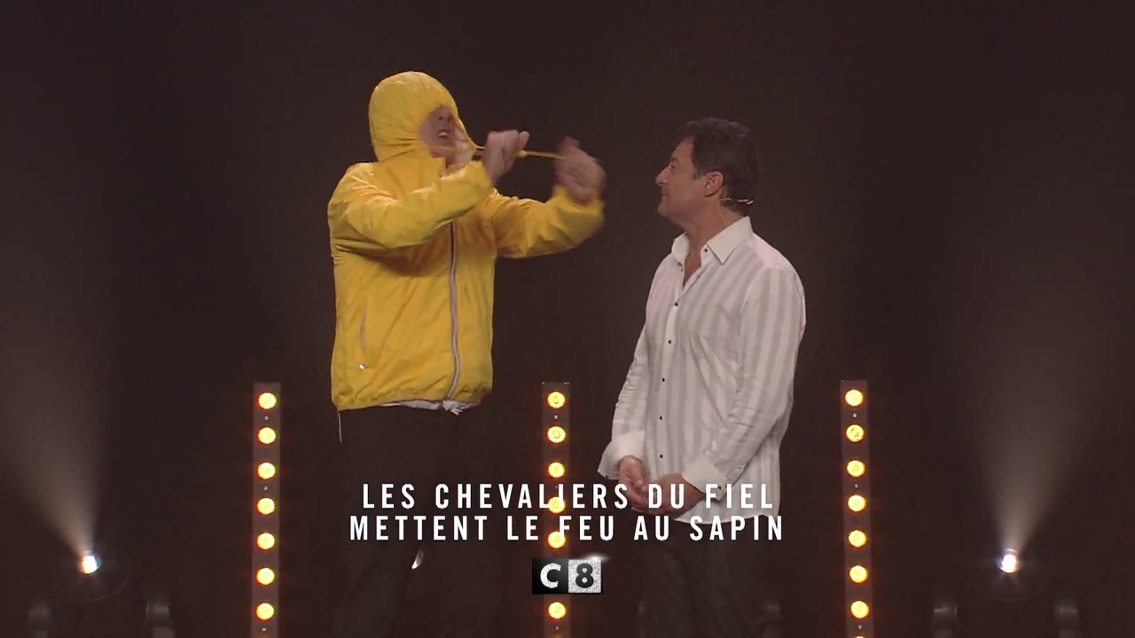 Les Chevaliers du fiel mettent le feu au sapin ! - c8
