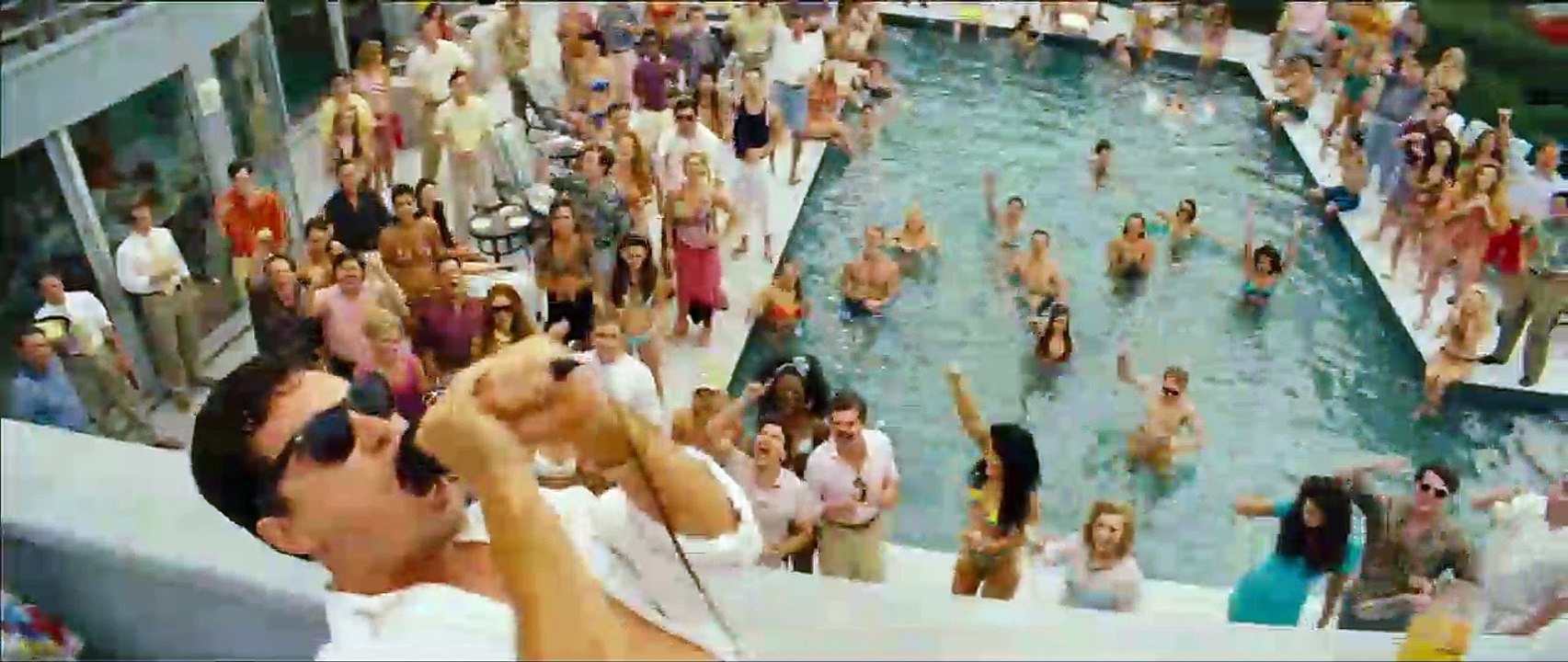 The Wolf Of Wall Street Trailer DF