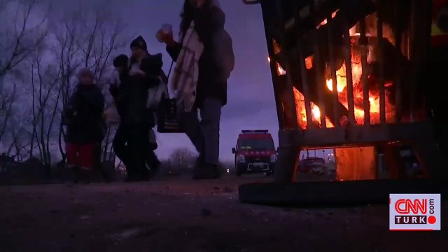 Ukrayna'da yaşayan siviller kaçıyor