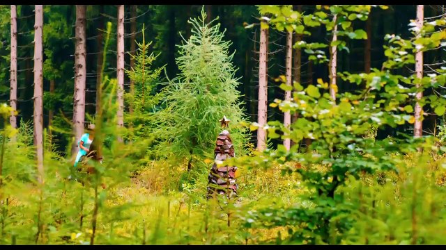 FILMSTARTS-Interview zu Bibi & Tina 3 - Mädchen gegen Jungs mit Lina Larissa Strahl, Lisa Marie Koroll und Detlev Buck (FS-Video)