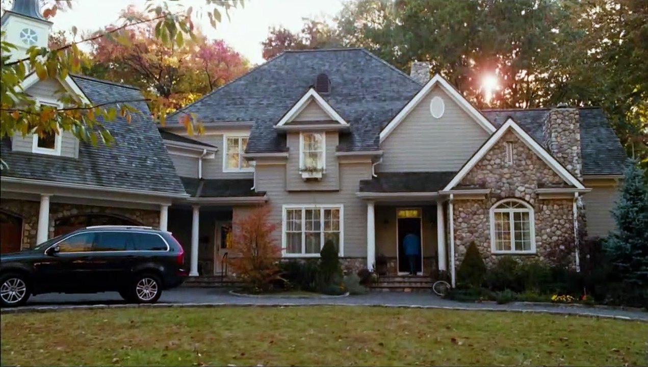 Bad Sitter Trailer (2) OV