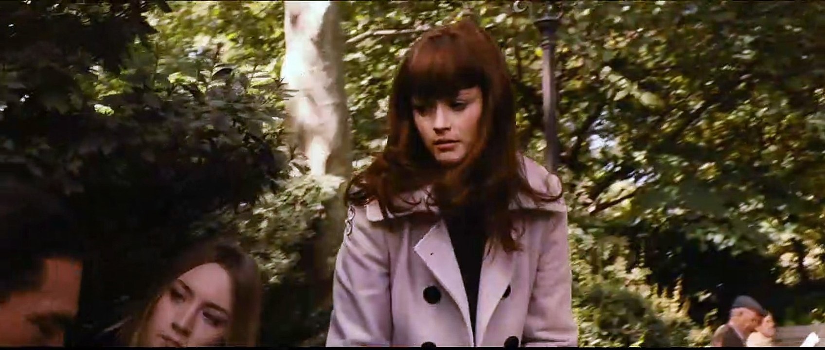 Violet & Daisy Trailer DF