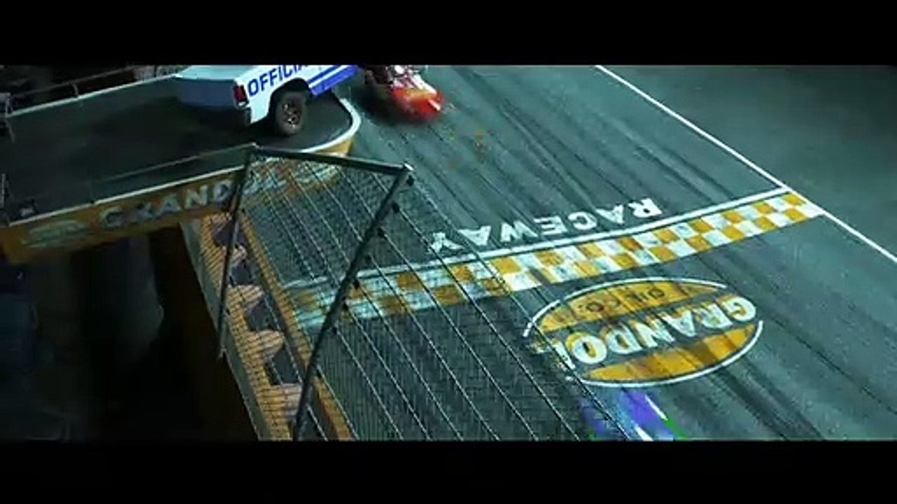 Cars 3: Evolution Trailer (2) DF