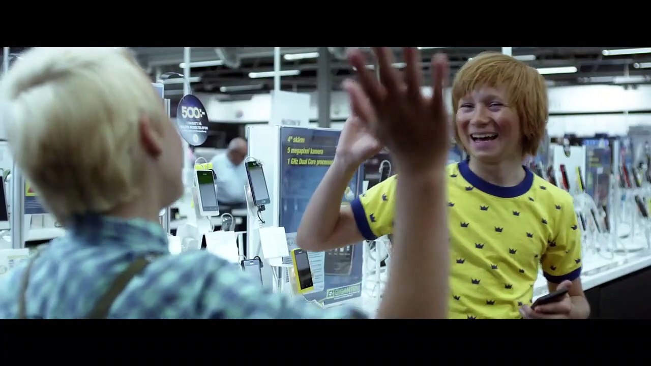 Der Junge mit den Goldhosen Trailer DF