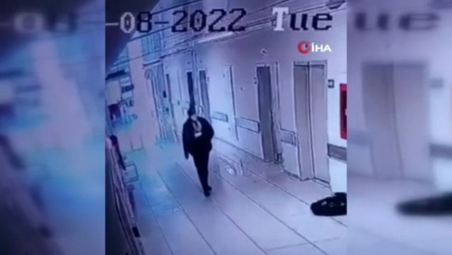 Koluna alçı takıp silahı da içine gizlemiş