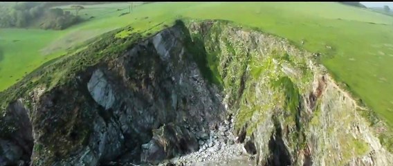 Meine Cousine Rachel Trailer (2) OV