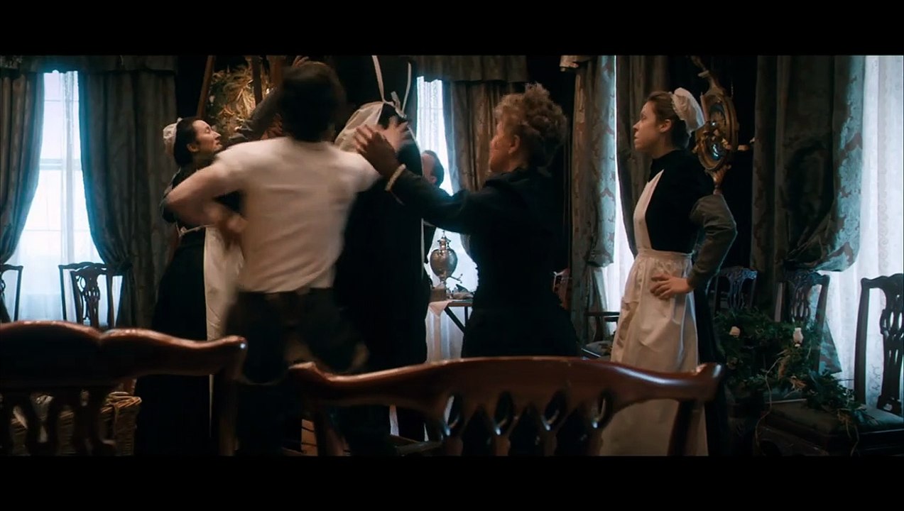 Albert Nobbs Trailer DF