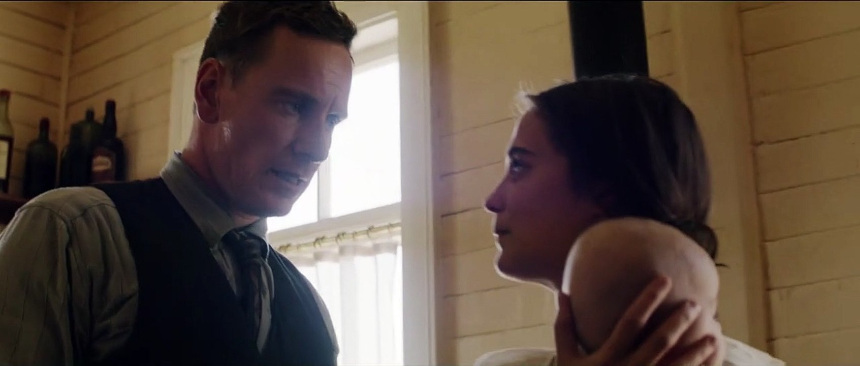 The Light Between Oceans Trailer DF
