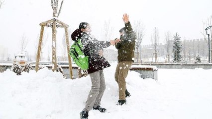 Okullar tatil mi? Yarın İstanbul'da okul tatil mi? İstanbul'da okullarda kar tatili var mı?