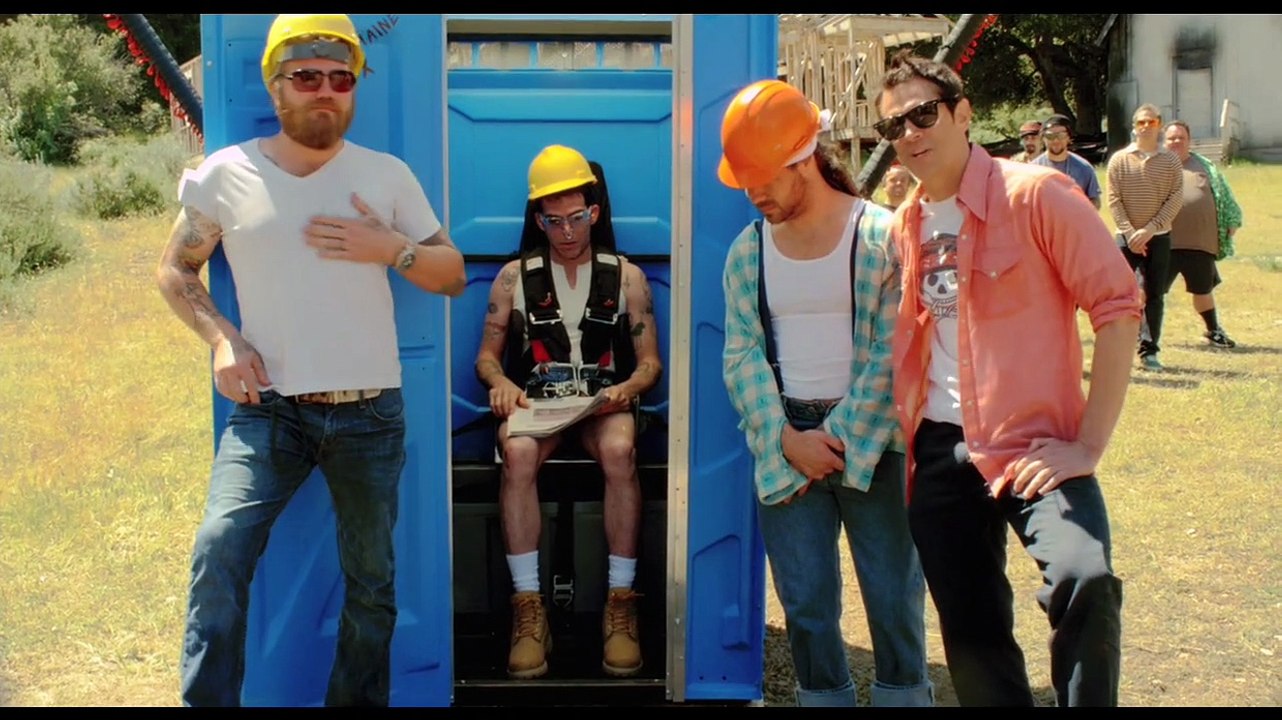 Jackass 3D Trailer DF