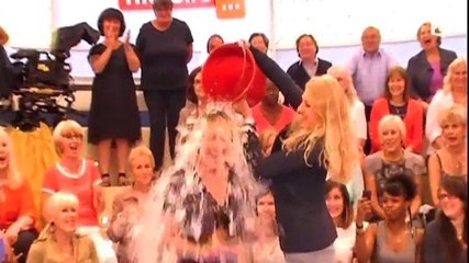 Zapping du 12/09 : Sophie Davant prend l'eau à son tour