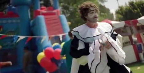 Baskets S02 E06