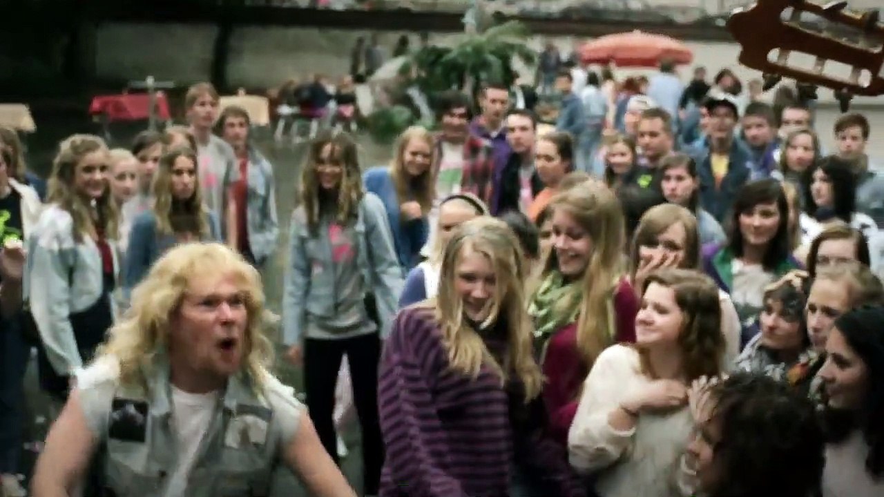 Dear Courtney Videoauszug DF