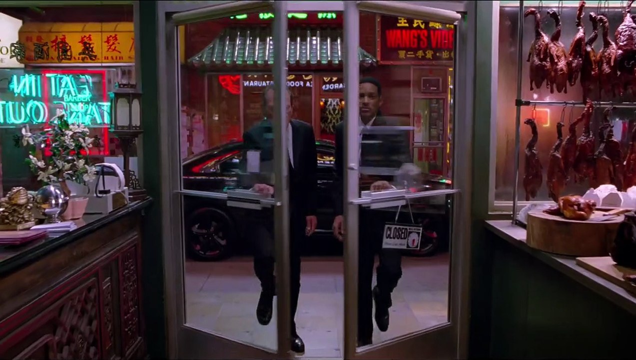 Men In Black 3 Trailer DF