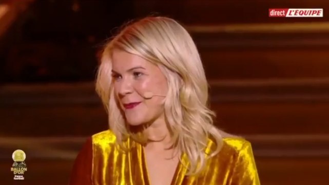 Martin Solveig demande au premier Ballon d'or féminin si elle sait twerker