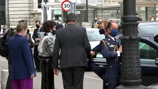 La Reina Sofía cumple con su agenda ajena al inminente regreso de don Juan Carlos