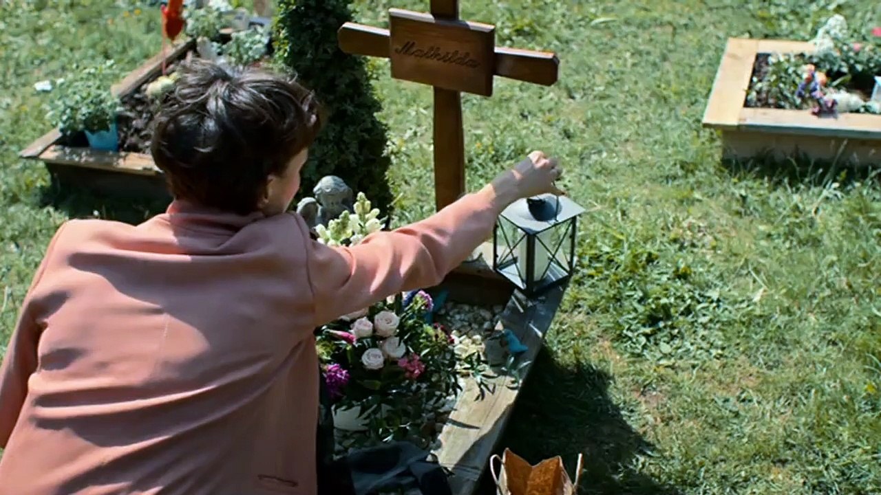 Unterm Birnbaum Trailer DF