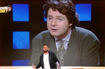 Cyril Hanouna part en fou-rire