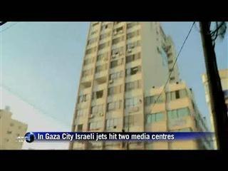 Israel pounds Gaza amid talk of truce
