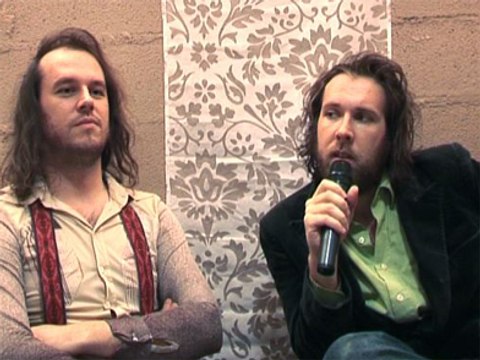 INTERVIEW : On est dimanche... Place à La chanson du dimanche !