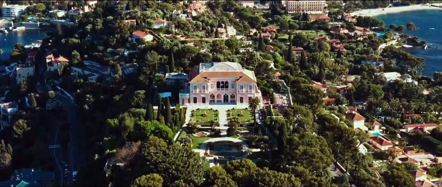 Meine schrecklich verwöhnte Familie Trailer DF