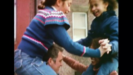 Infinitely Polar Bear Trailer (2) OV