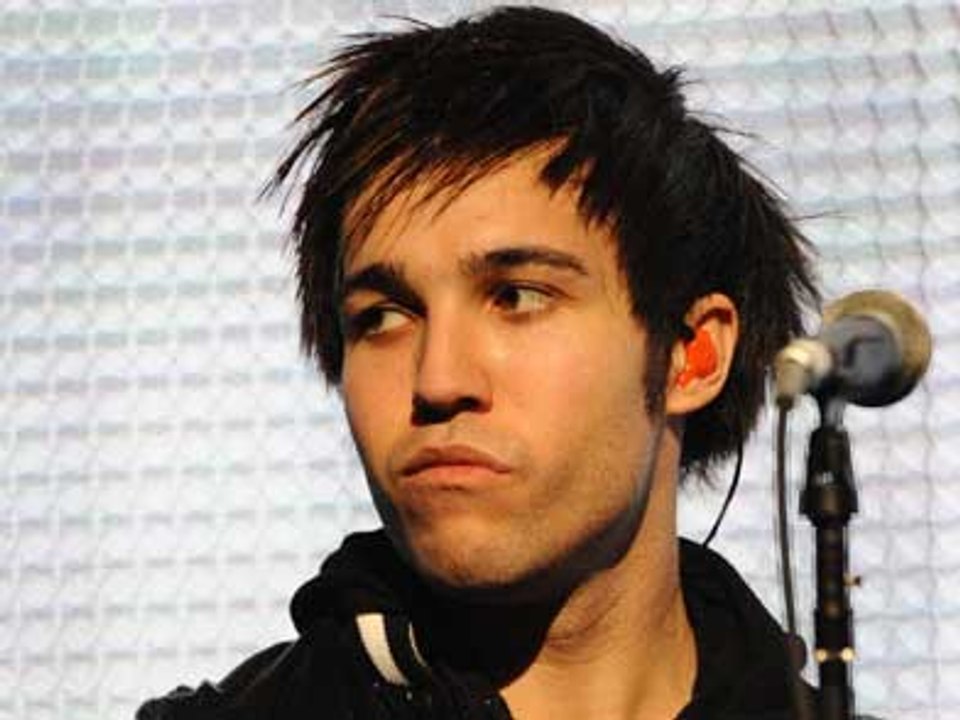 100% People a rencontré le mec d’Ashlee Simpson : Pete Wentz