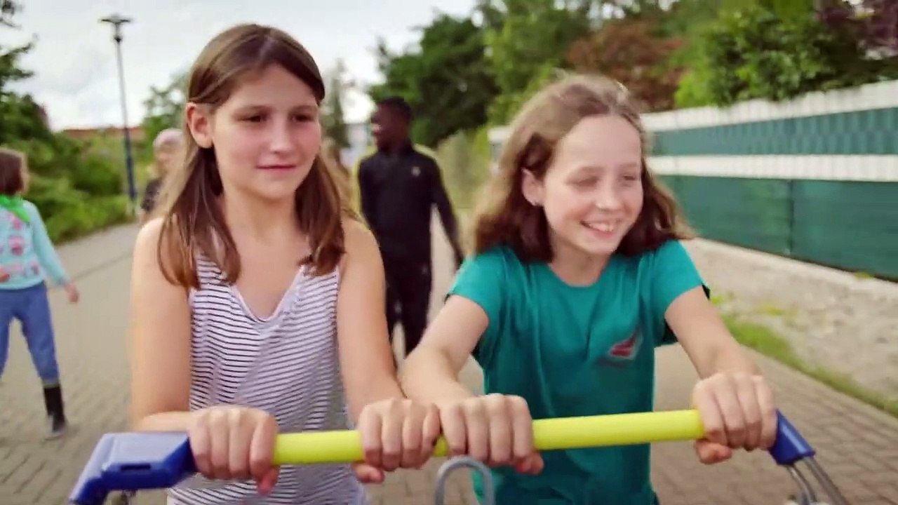 Meine Wunderkammern 	 Trailer DF