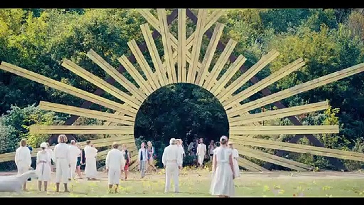 Midsommar Trailer DF