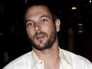 100% People vous fait découvrir la vie de débauche, des stars américaines !