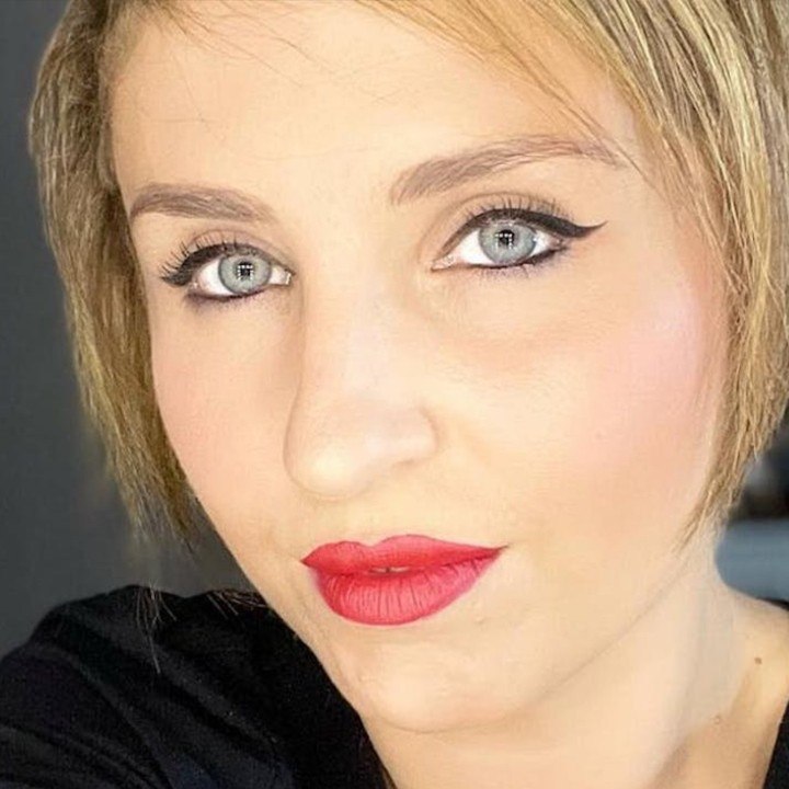 VOICI SOCIAL : Amandine Pellissard (Familles nombreuses) en guerre contre une autre candidate ? Elle balance (2)