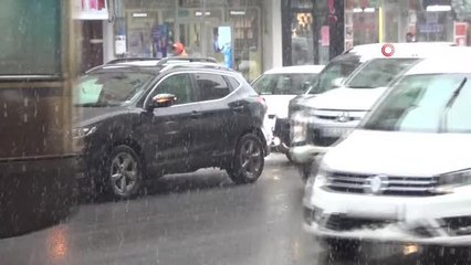 Kars'ta eğitim-öğretime kar engeli