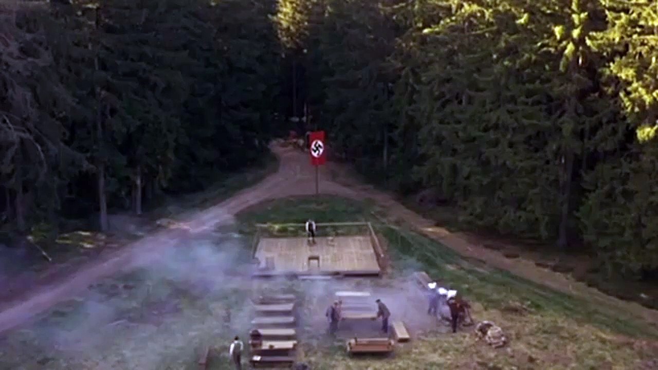 Viehjud Levi Trailer DF