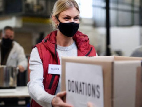 Hilfe für die Ukraine: Das sollte man beim Spenden unbedingt beachten